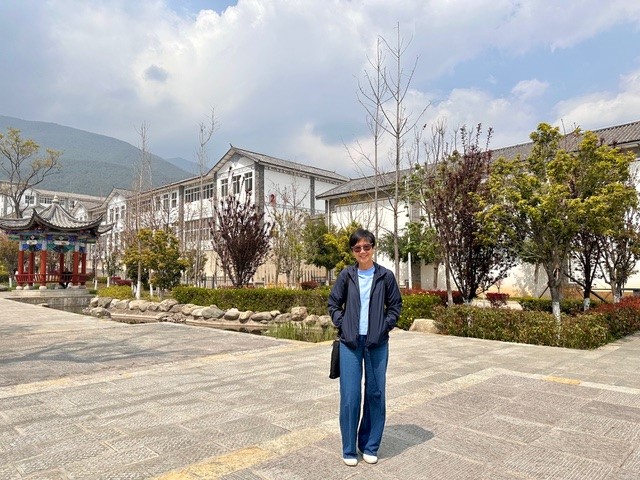 Linda at the Xiaguan Tea Factory complex